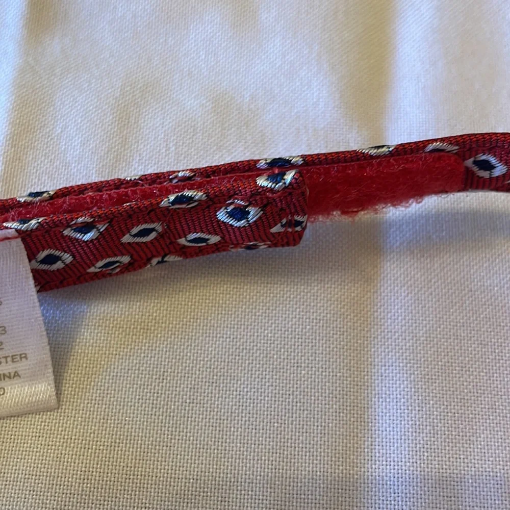 Boys bow tie. Red with blue diamond. Size 4-6. Velcro close. great condition.